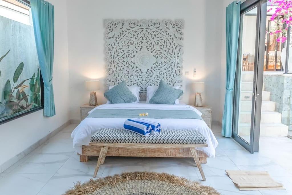 Villa Hakem Elegant And Modern 4 Bedrooms Villa Pool View Canggu  Ngoại thất bức ảnh