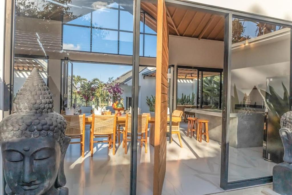 Villa Hakem Elegant And Modern 4 Bedrooms Villa Pool View Canggu  Ngoại thất bức ảnh