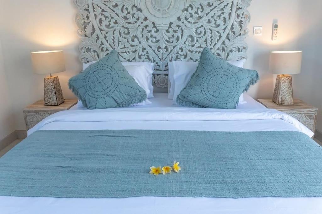 Villa Hakem Elegant And Modern 4 Bedrooms Villa Pool View Canggu  Ngoại thất bức ảnh